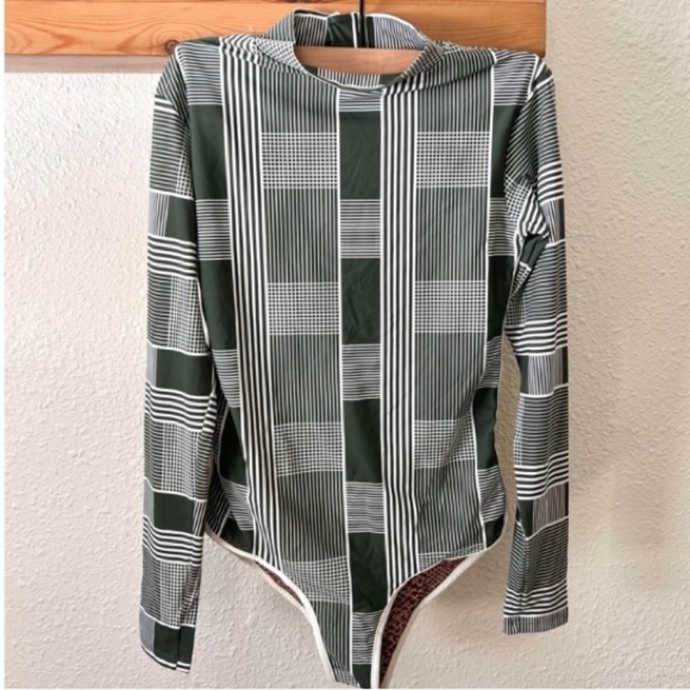 Acacia swimwear NWOT surf suit one piece cheeky Elliot green XL
